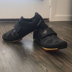 SOULCYCLE LEGENDS size 41 (aka size 7.5/8)